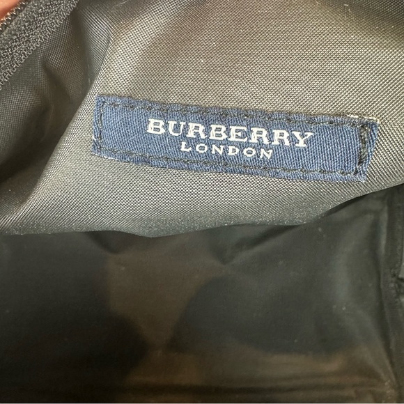 SOLD Burberry Nylon Nova Check Pochette - Picture 10 of 15